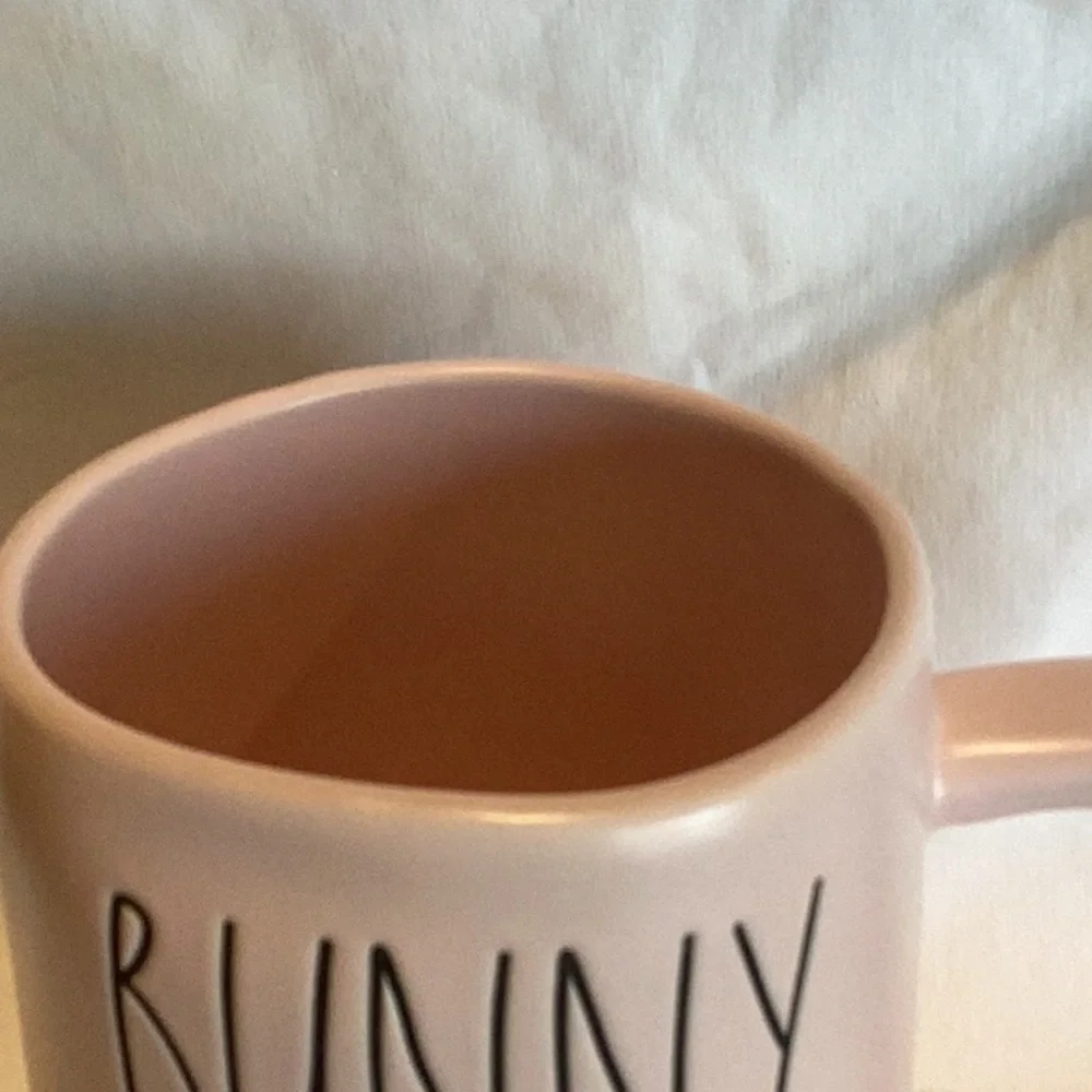 EUC - Rae Dunn Easter BUNNY LOVE Mug
